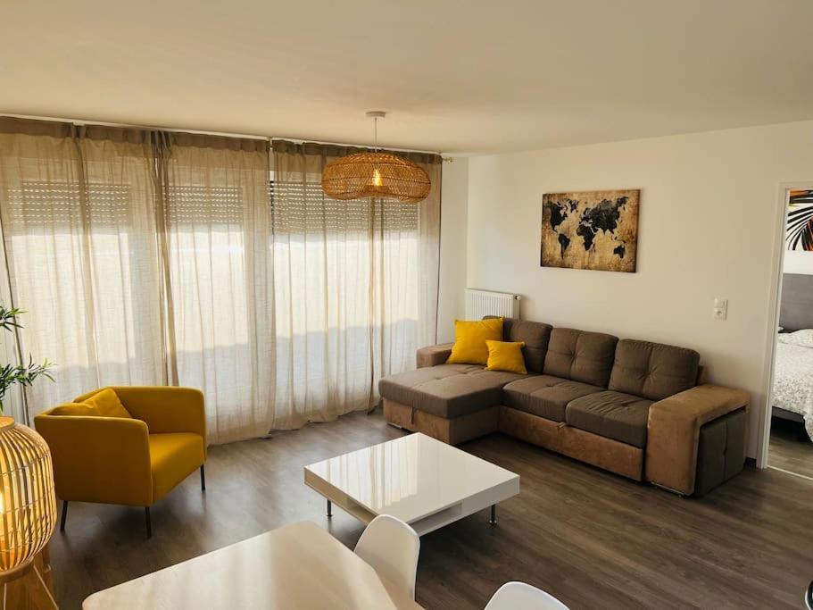 Апартаменты Harmonieux/Bezannes/Pkg Prive Экстерьер фото